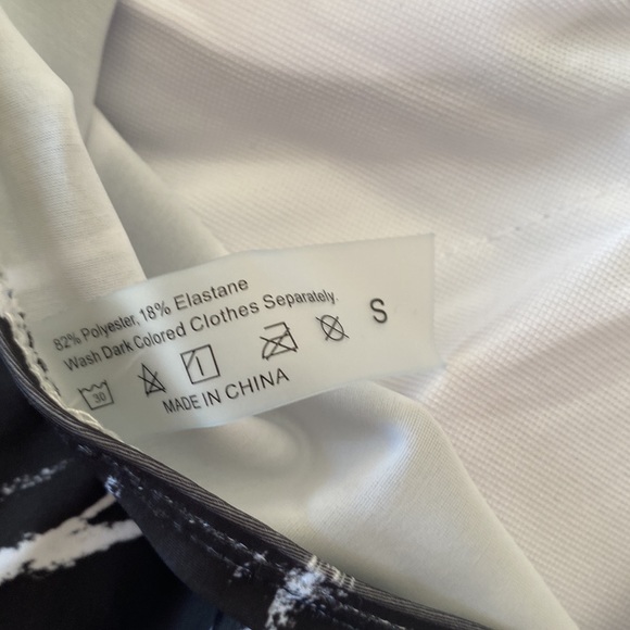 Trendy One Shoulder Crossover Bathing Suit ☀️ NWT - Picture 6 of 9